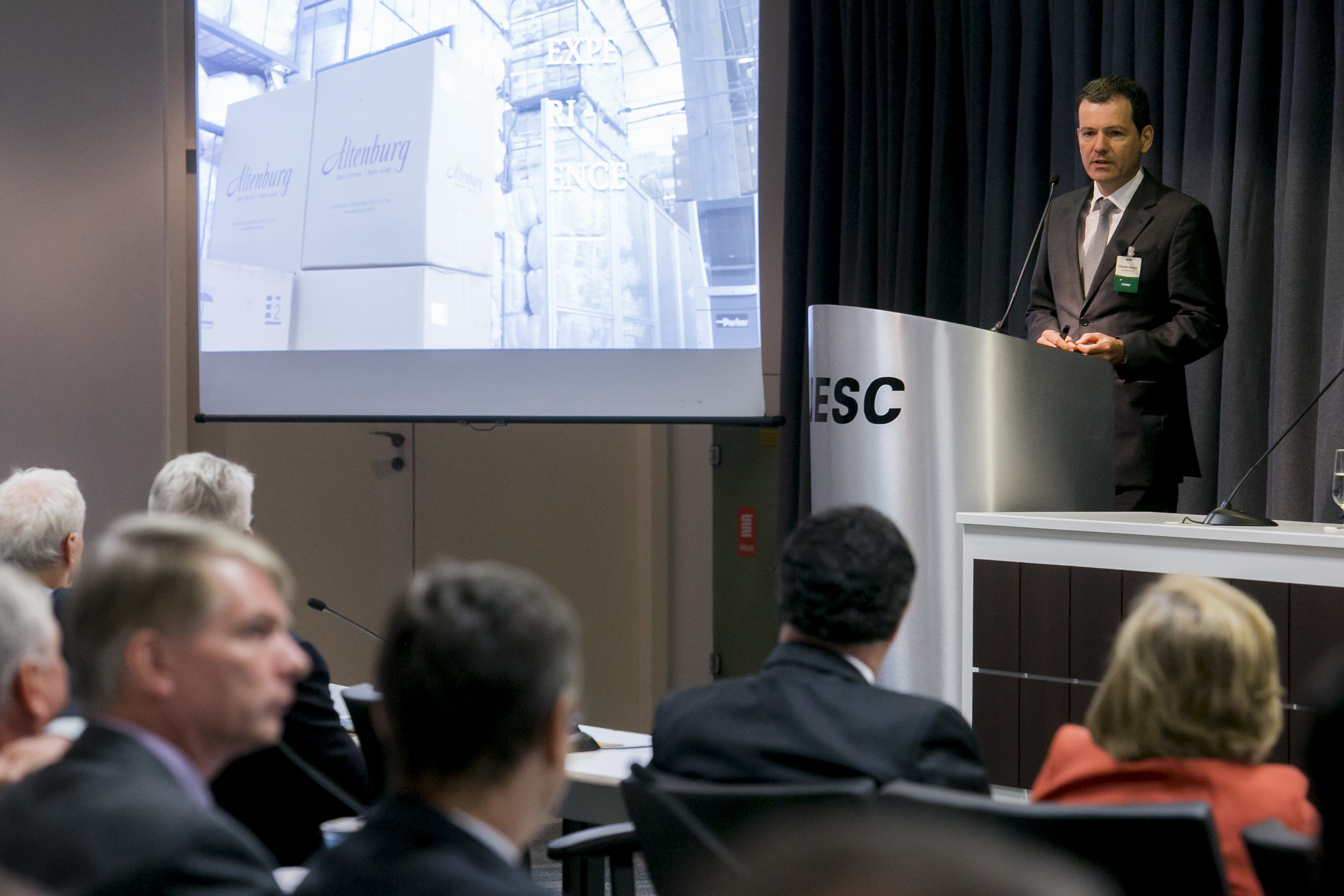 Imagem 890 no node 2557