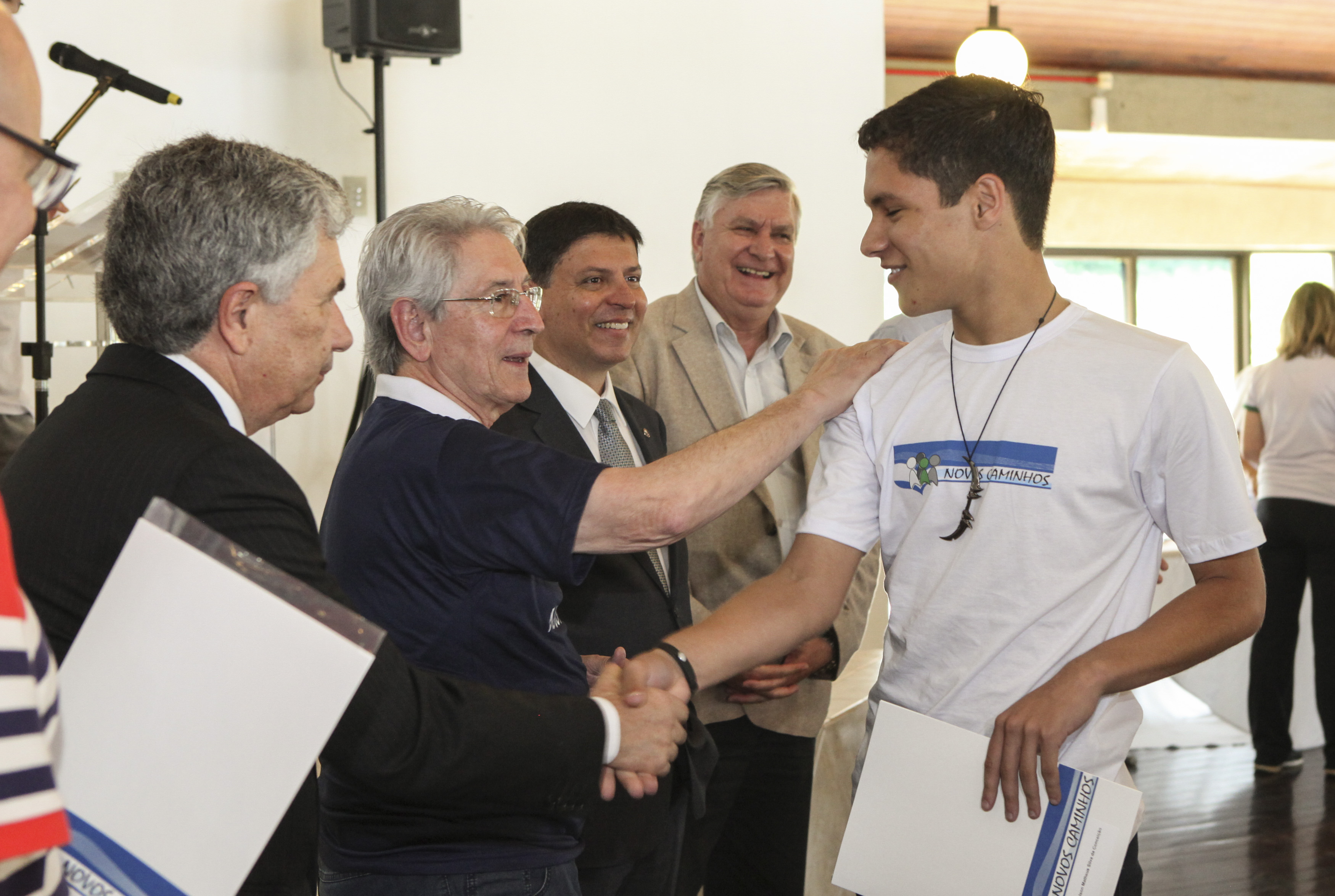 Imagem 2057 no node 4043