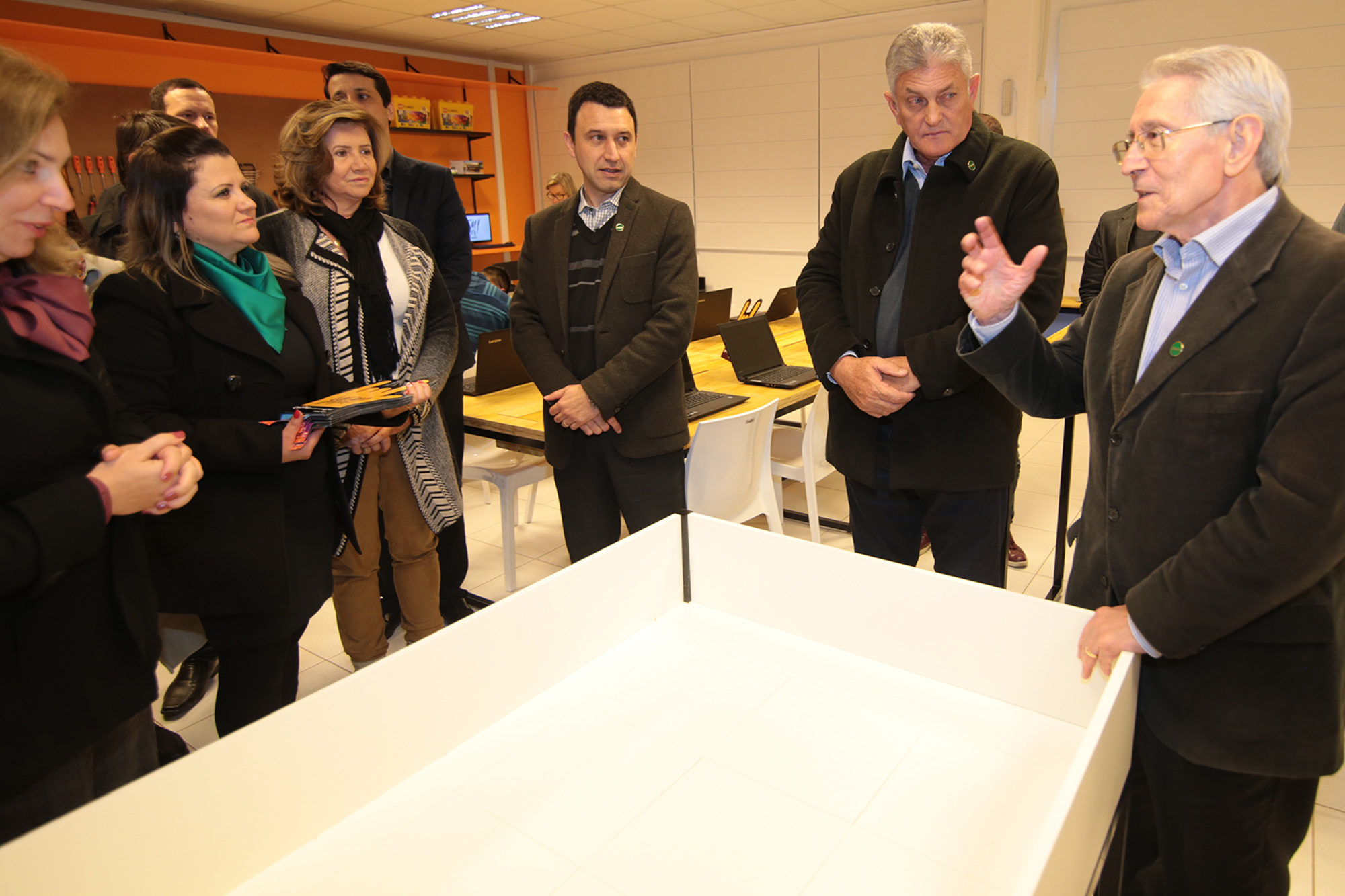 Imagem 3992 no node 6099