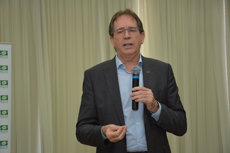 Presidente da FIESC, Mario Cezar de Aguiar (foto: MB Comunicação)