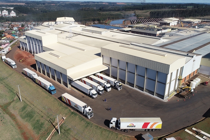 Unidade da Aurora em Chapecó: capacidade de processar suínos dobrou.