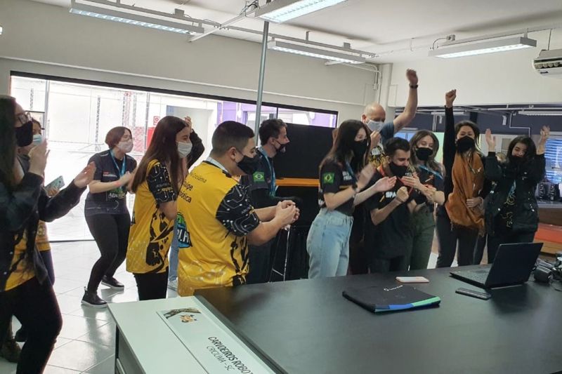 Escola S se destaca no Festival SESI de Robótica