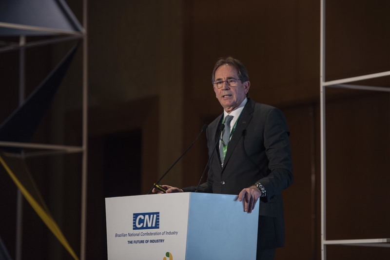 Presidente da FIESC, Mario Cezar de Aguiar, apresentou as oportunidades de negócios entre Brasil e Emirados Árabes (Foto: Elmer Magalhães/CNI)