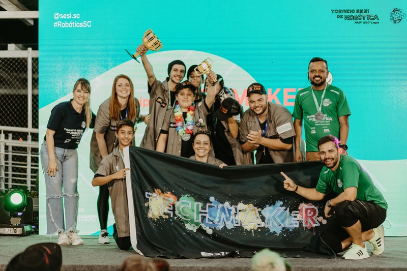 Equipe de Blumenau foi a grande campeã da etapa regional do torneio. Foto: Gilberto de Freitas