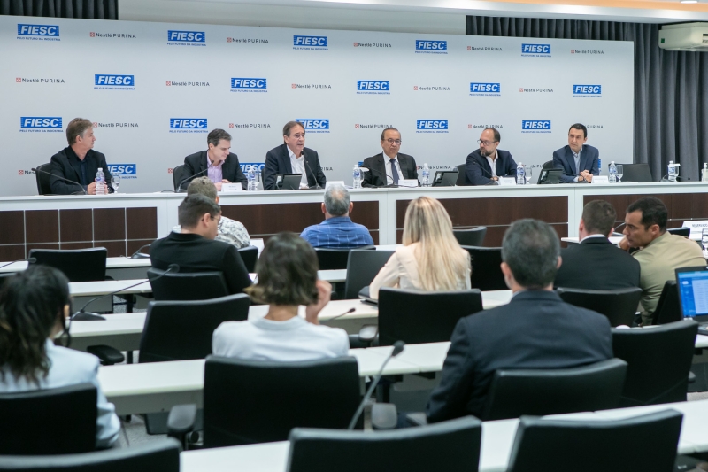 Anúncio de parceria foi feito na manhã desta quinta-feira (30), em coletiva de imprensa na FIESC, em Florianópolis. Foto: Filipe Scotti