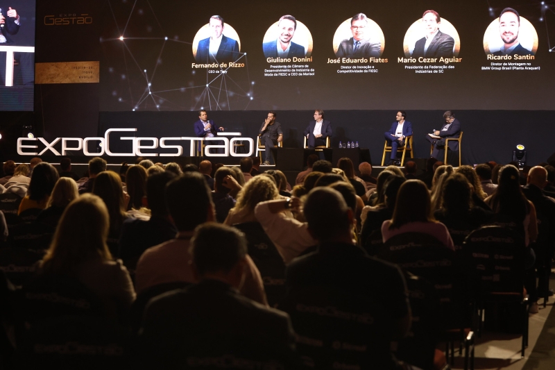 Painel que reuniu executivos de indústrias ocorreu nesta quarta-feira (28). Foto: Divulgação/ExpoGestão