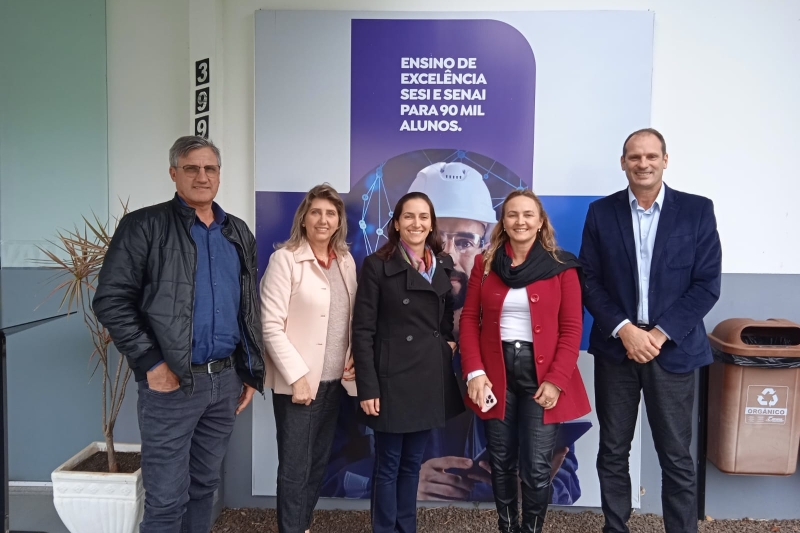 Romeu Meneguzzi, Vera Lucia Kochhann, Renata Seraglio, Gilvana Botta e Jardel Carminatti. (Foto: Divulgação)