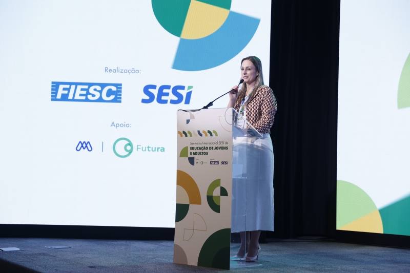 Confira destaques do segundo dia do Seminário Internacional SESI de EJA