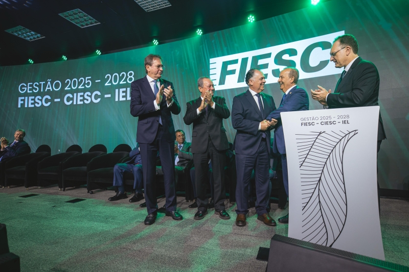 O partido da FIESC é a indústria, diz presidente Seleme na posse