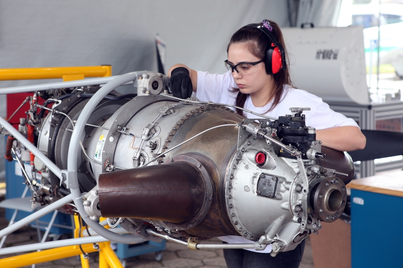 Manutenção aeronáutica é uma das ocupações em disputa na Capital (Foto: André Kopsch)