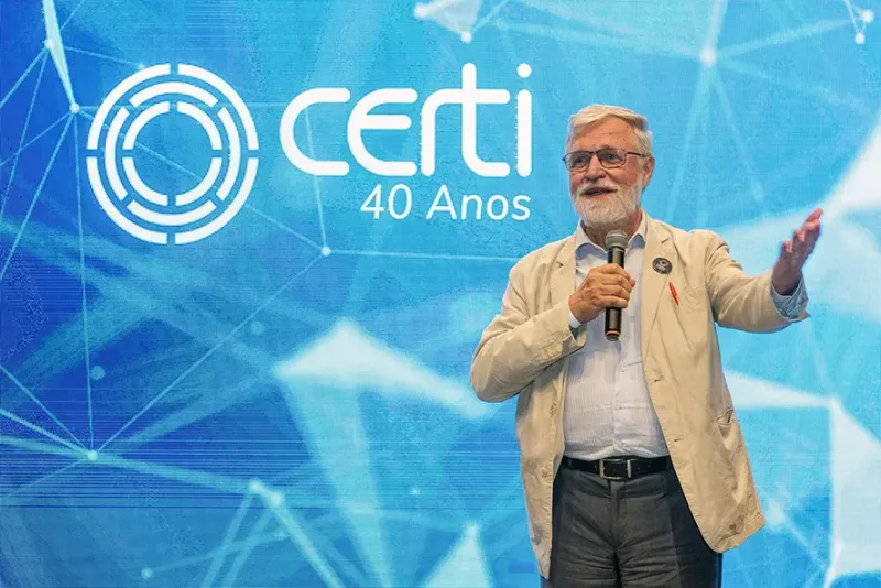 Schneider, da Academia Nacional de Engenharia: necessidade de profissionais capazes de resolver problemas reais dentro das empresas - Foto: Divulgação.