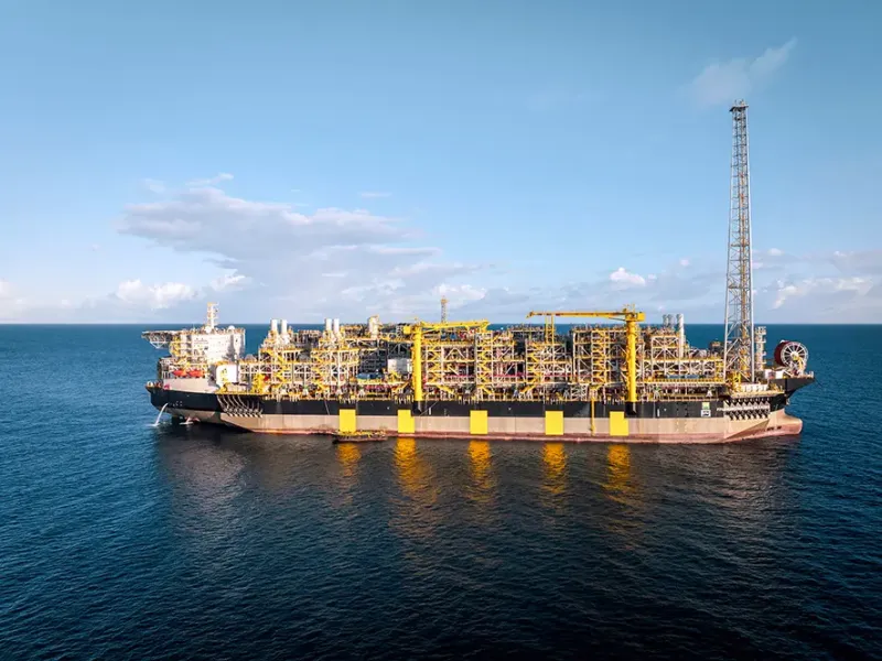 Operação em campo de pré-sal: equipamentos hoje importados serão desenvolvidos e fabricados em Joinville - Foto: Divulgação Petrobras.